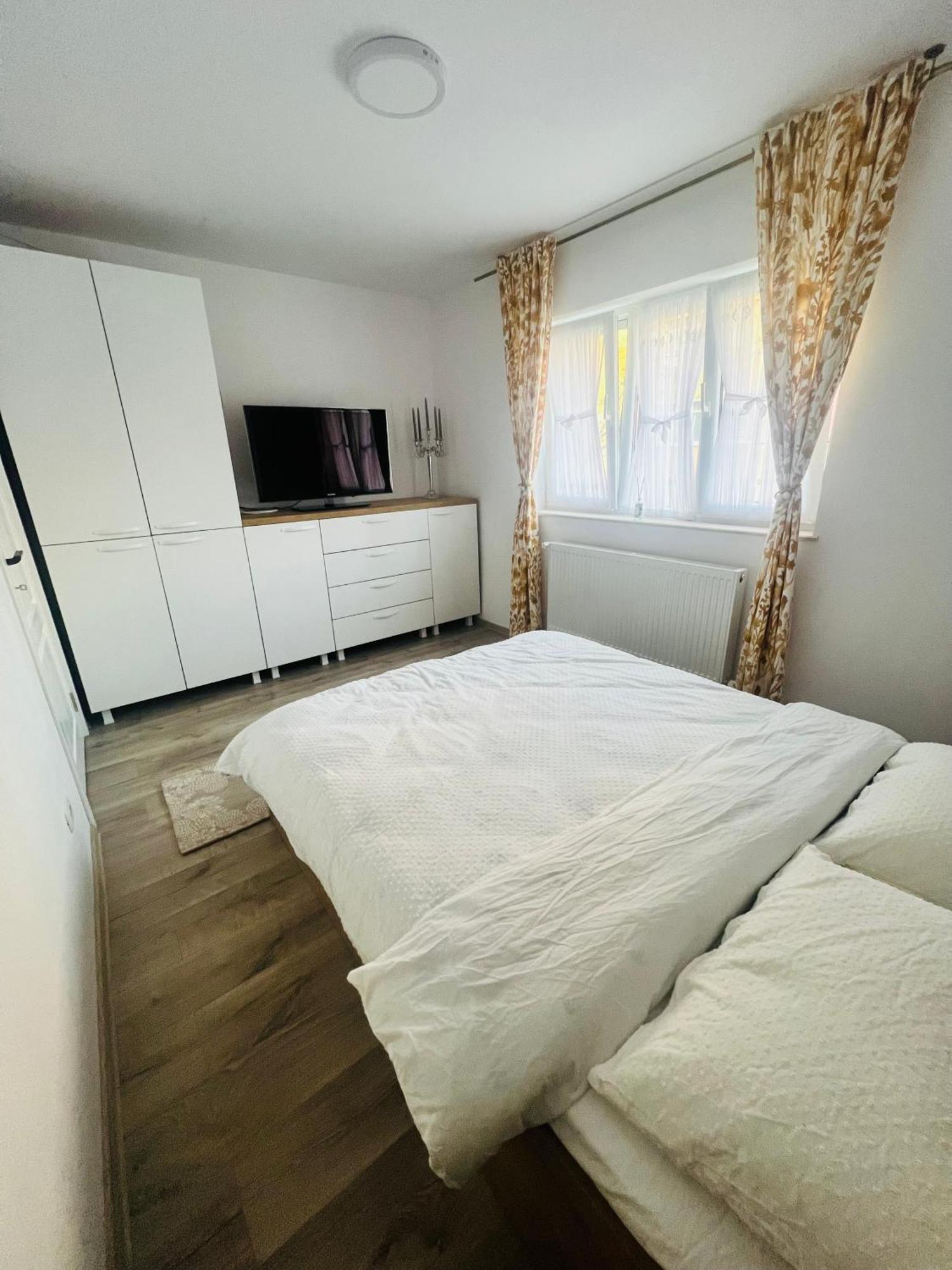 Apartament Orizont Suceava Exteriör bild
