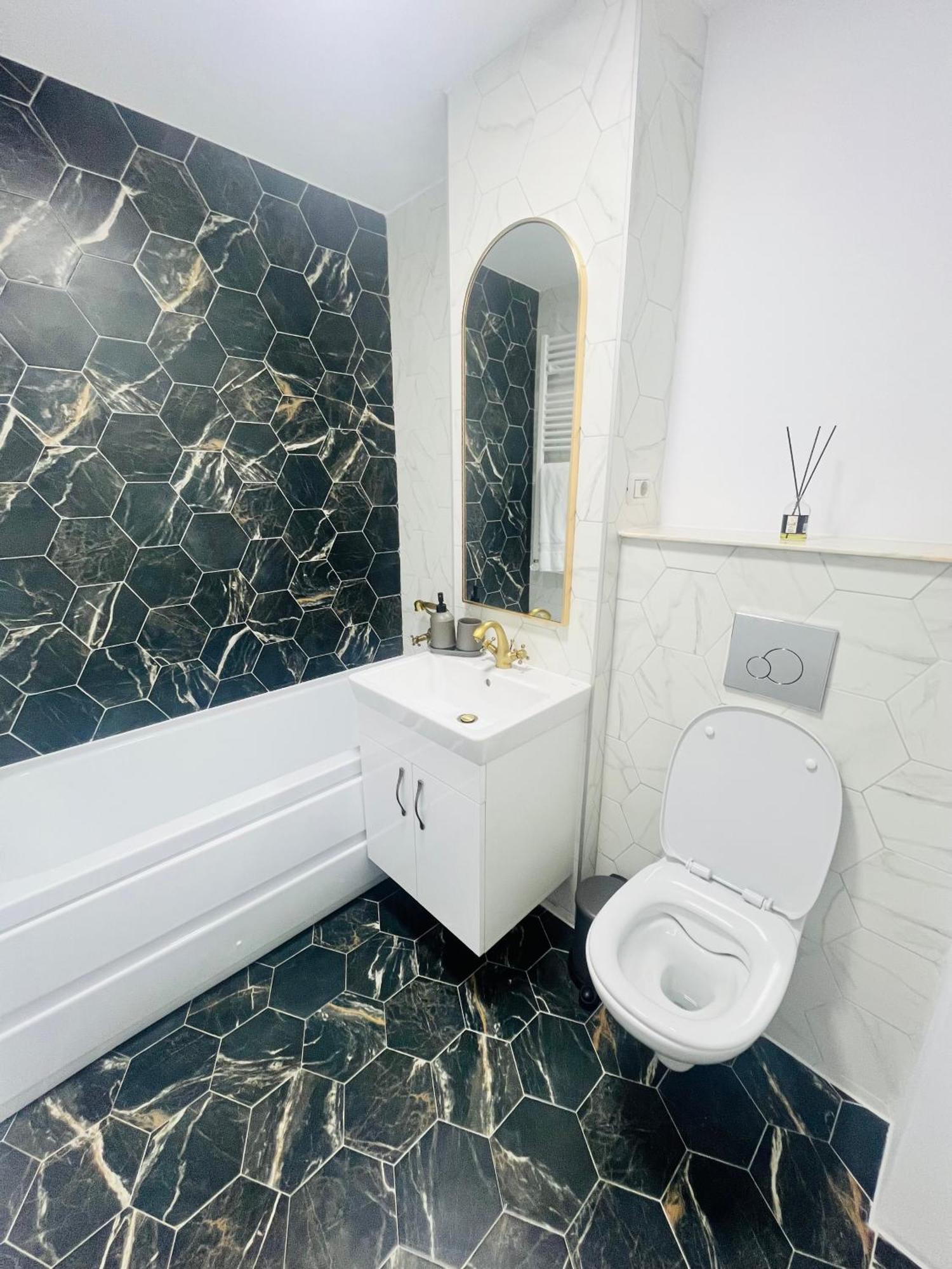 Apartament Orizont Suceava Exteriör bild
